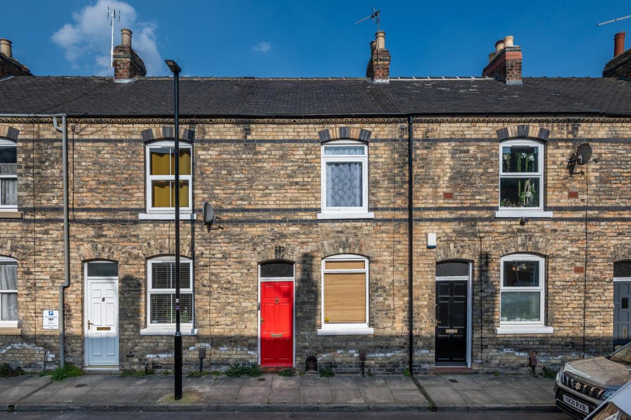Cosy & Central Victorian House - Pass The Keys ヨーク エクステリア 写真